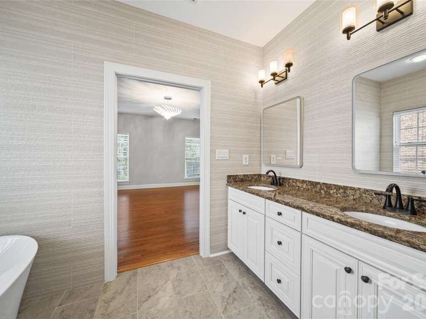 2246 Donnington Lane, Concord, NC 28027.  MLS# CAR4415770, YatesRealty ID 46197. Primary Bathroom