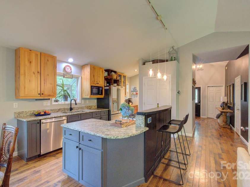 554 Pisgah Forest Drive, Pisgah Forest, NC 28768.  MLS# CAR4280084, YatesRealty ID 462. 