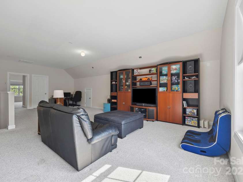 10418 Goosefoot Court, Concord, NC 28027.  MLS# CAR4283237, YatesRealty ID 4620. Third Floor Family Room