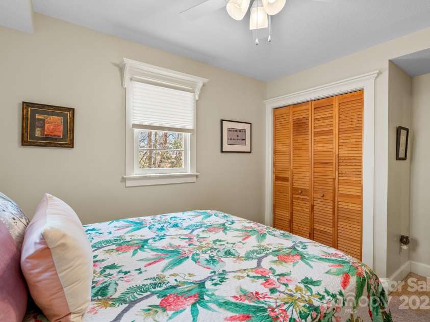 511 Gilreath Loop, Mills River, NC 28759.  MLS# CAR4218219, YatesRealty ID 4620. Main level bedroom #2