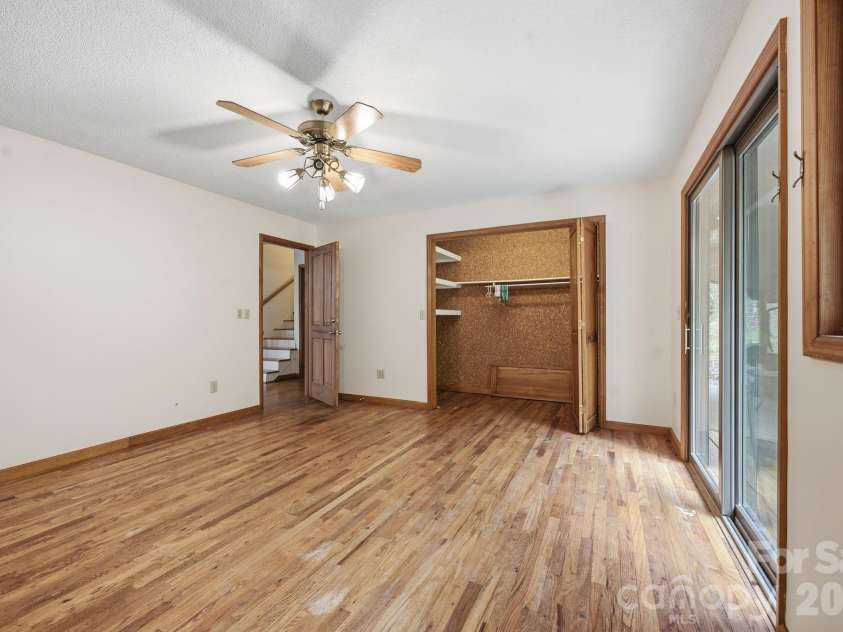 652 Shepherds Creek Road, Robbinsville, NC 28771.  MLS# CAR4358590, YatesRealty ID 4620. 