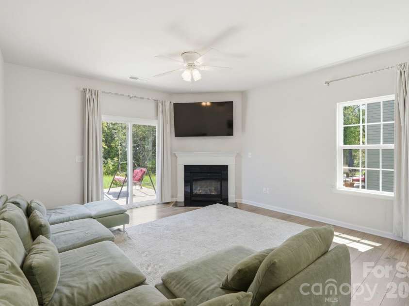 4681 Maiden Creek Way, Maiden, NC 28650.  MLS# CAR4416471, YatesRealty ID 46201. 