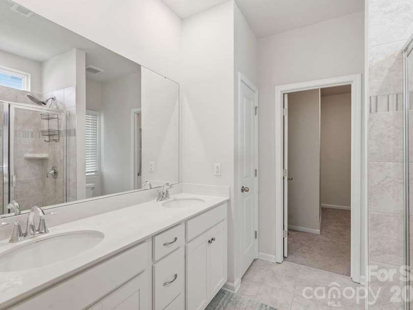 4681 Maiden Creek Way, Maiden, NC 28650.  MLS# CAR4416471, YatesRealty ID 46201. Primary Bathroom