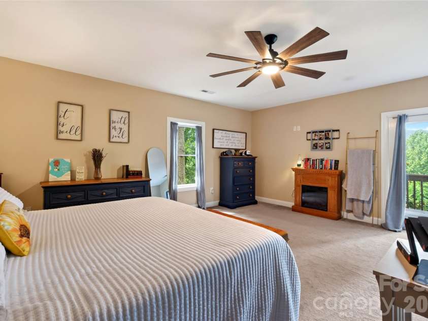 719 April Park, Waynesville, NC 28786.  MLS# CAR4414470, YatesRealty ID 46204. 