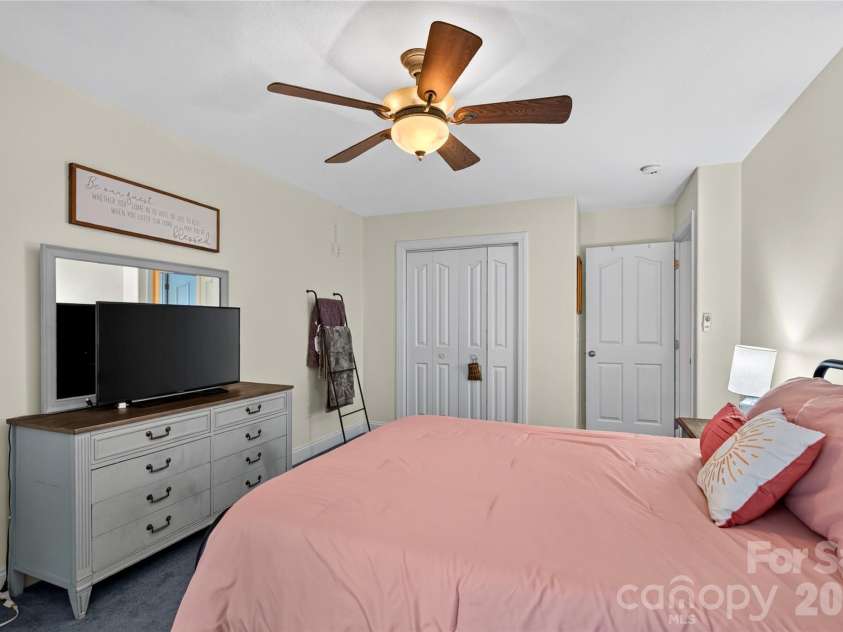 719 April Park, Waynesville, NC 28786.  MLS# CAR4414470, YatesRealty ID 46204. 