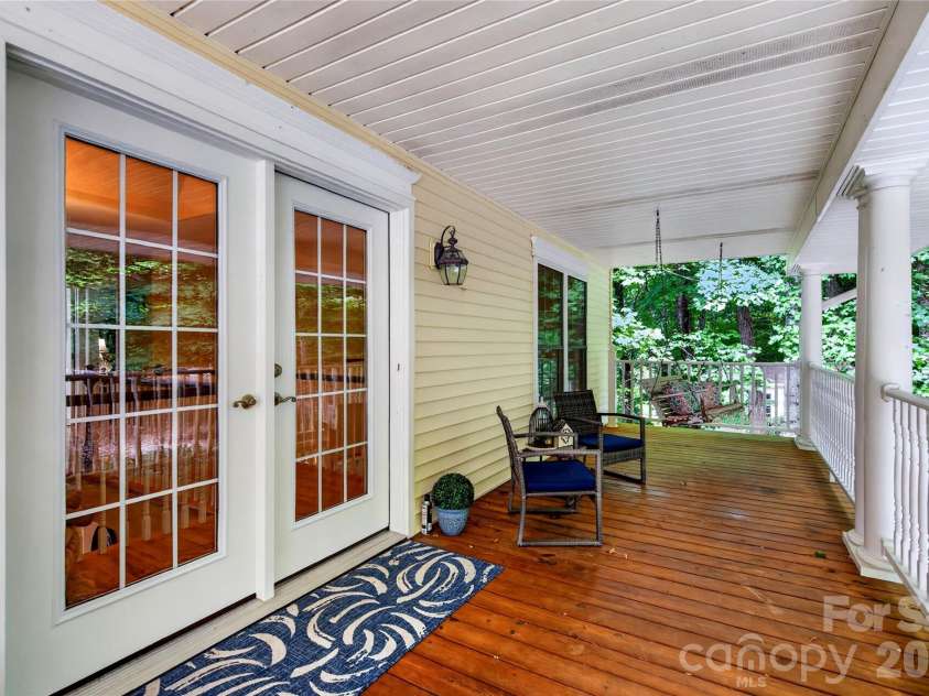 719 April Park, Waynesville, NC 28786.  MLS# CAR4414470, YatesRealty ID 46204. 