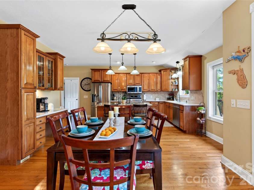 719 April Park, Waynesville, NC 28786.  MLS# CAR4414470, YatesRealty ID 46204. 