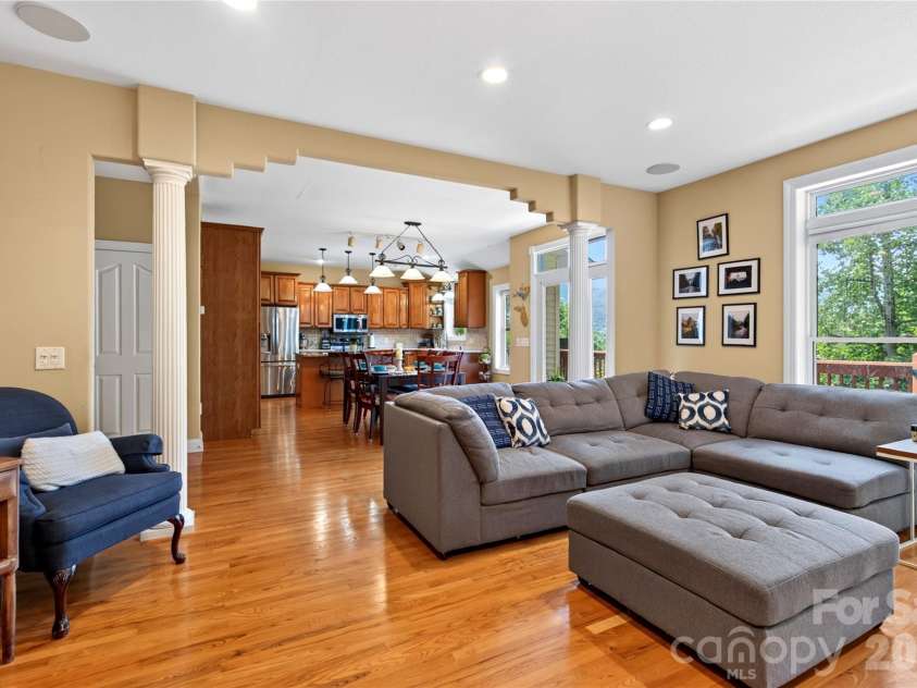 719 April Park, Waynesville, NC 28786.  MLS# CAR4414470, YatesRealty ID 46204. 