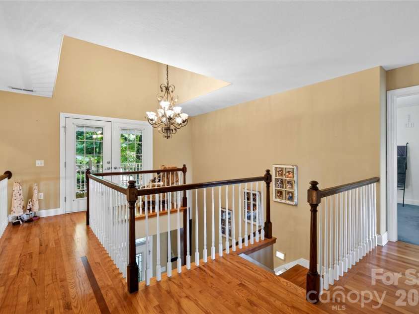 719 April Park, Waynesville, NC 28786.  MLS# CAR4414470, YatesRealty ID 46204. Upper level