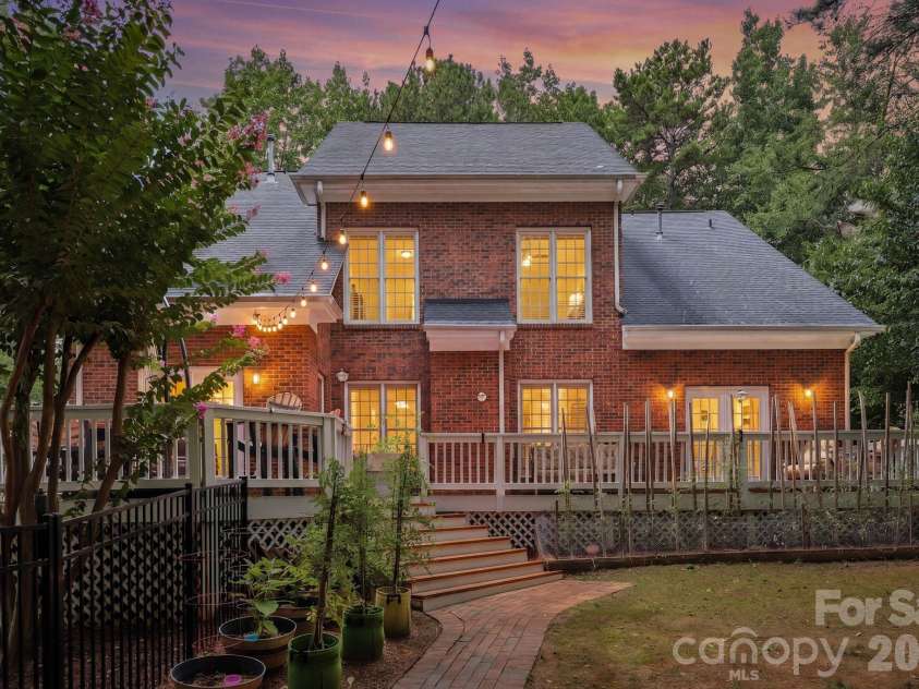 8027 Silver Jade Lane, Denver, NC 28037.  MLS# CAR4414727, YatesRealty ID 46206. 