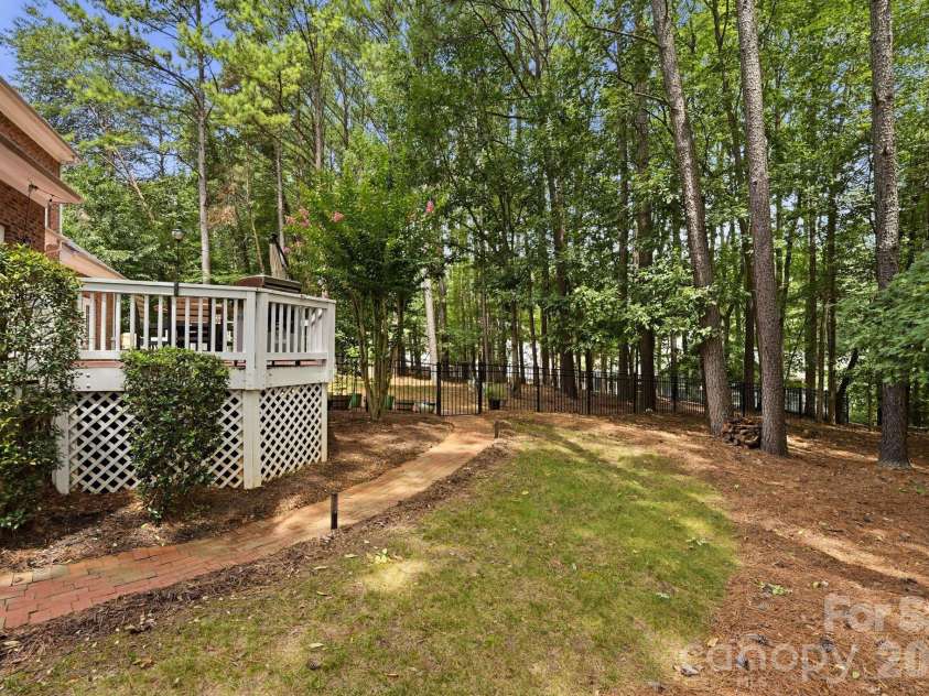 8027 Silver Jade Lane, Denver, NC 28037.  MLS# CAR4414727, YatesRealty ID 46206. 