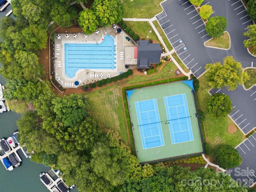 8027 Silver Jade Lane, Denver, NC 28037.  MLS# CAR4414727, YatesRealty ID 46206. 