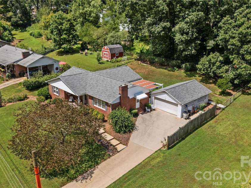 308 Taubrook Place, Lenoir, NC 28645.  MLS# CAR4358629, YatesRealty ID 4621. 