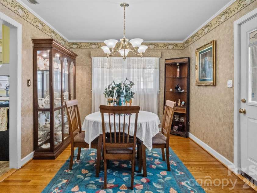 308 Taubrook Place, Lenoir, NC 28645.  MLS# CAR4358629, YatesRealty ID 4621. 