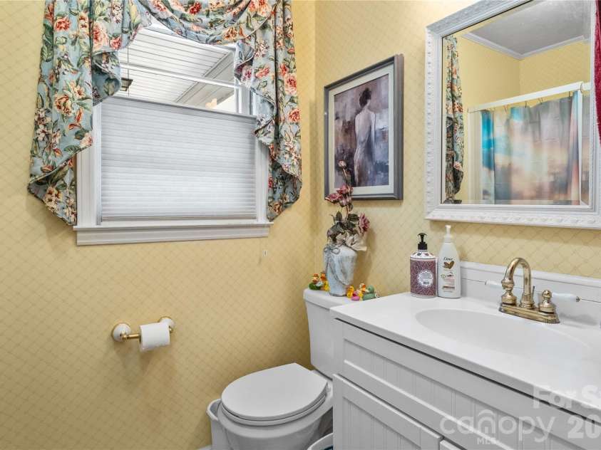308 Taubrook Place, Lenoir, NC 28645.  MLS# CAR4358629, YatesRealty ID 4621. 
