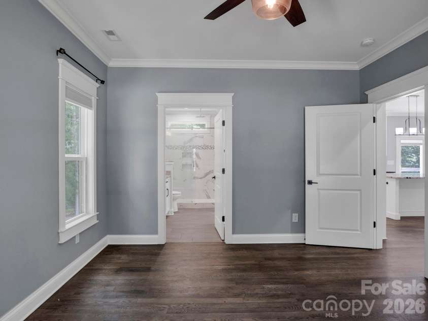 216 Paradise Drive, Belmont, NC 28012.  MLS# CAR4414732, YatesRealty ID 46211. 