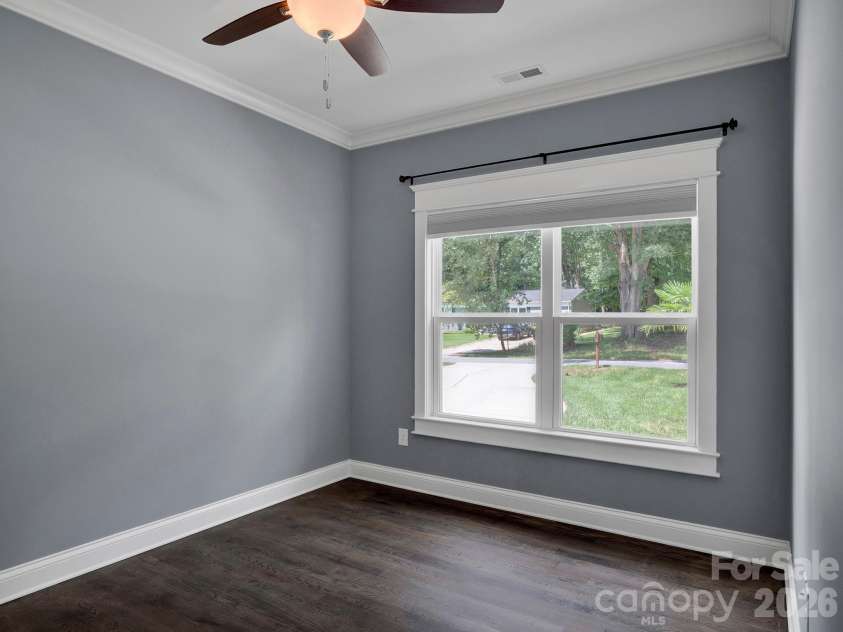 216 Paradise Drive, Belmont, NC 28012.  MLS# CAR4414732, YatesRealty ID 46211. 