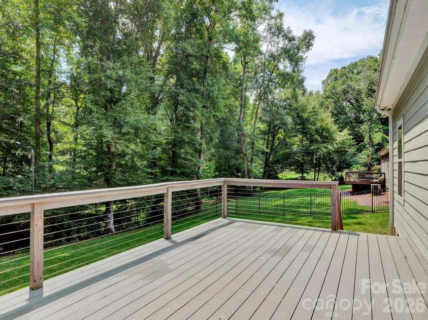 216 Paradise Drive, Belmont, NC 28012.  MLS# CAR4414732, YatesRealty ID 46211. 