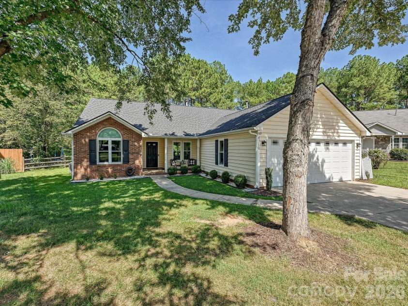 4719 Granite Court, Indian Trail, NC 28079.  MLS# CAR4416485, YatesRealty ID 46212. 