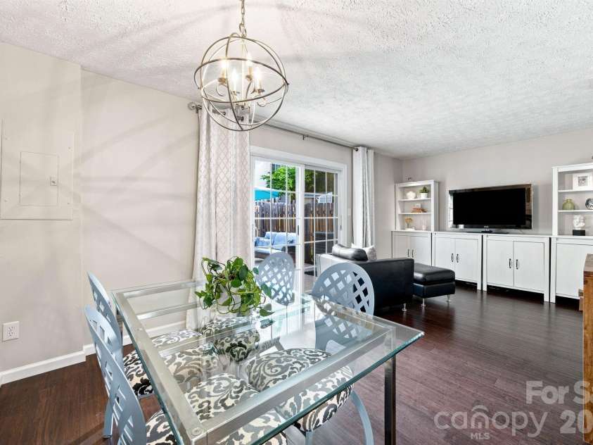 1217 Scaleybark Road, Charlotte, NC 28209.  MLS# CAR4416547, YatesRealty ID 46213. 
