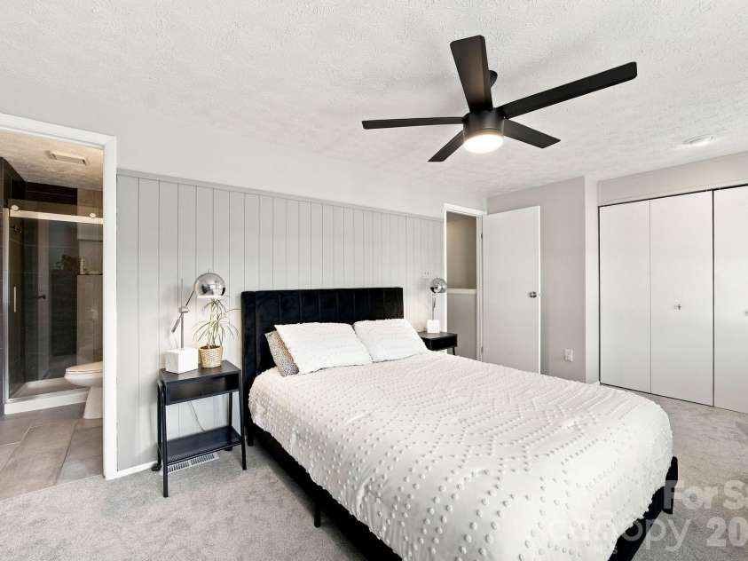 1217 Scaleybark Road, Charlotte, NC 28209.  MLS# CAR4416547, YatesRealty ID 46213. 