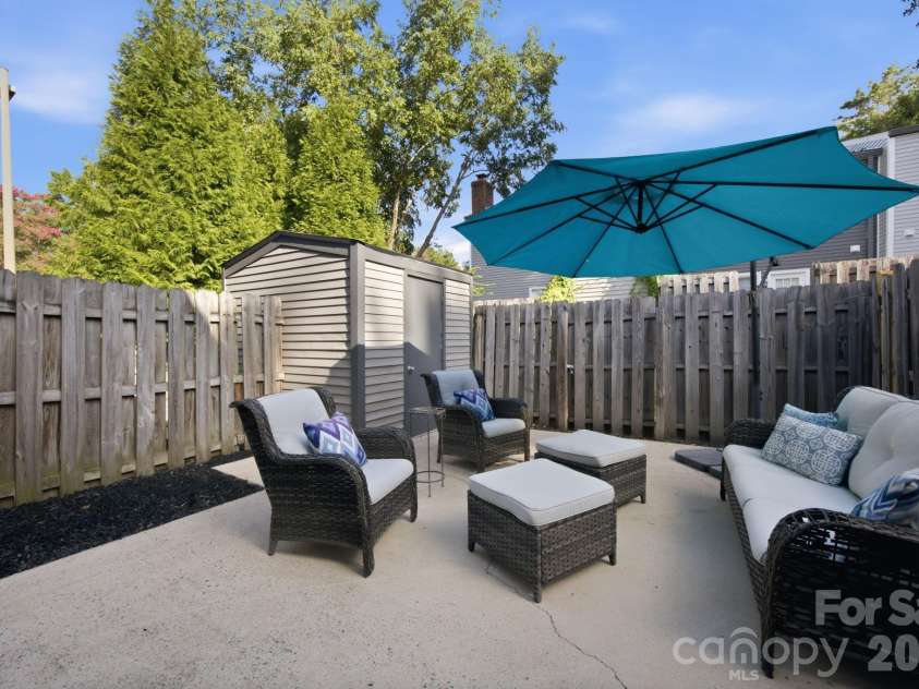 1217 Scaleybark Road, Charlotte, NC 28209.  MLS# CAR4416547, YatesRealty ID 46213. 