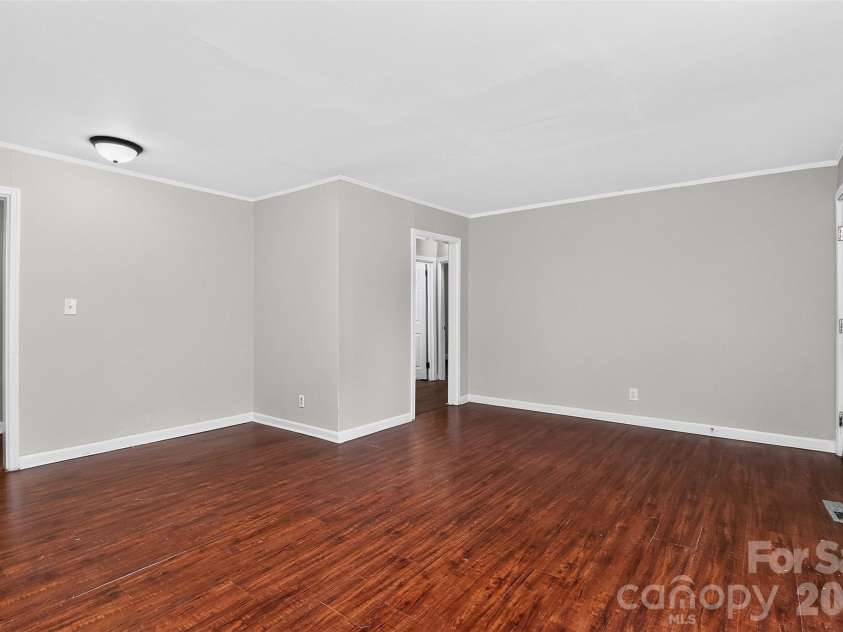 2341 Arden Street, Charlotte, NC 28206.  MLS# CAR4415015, YatesRealty ID 46214. 