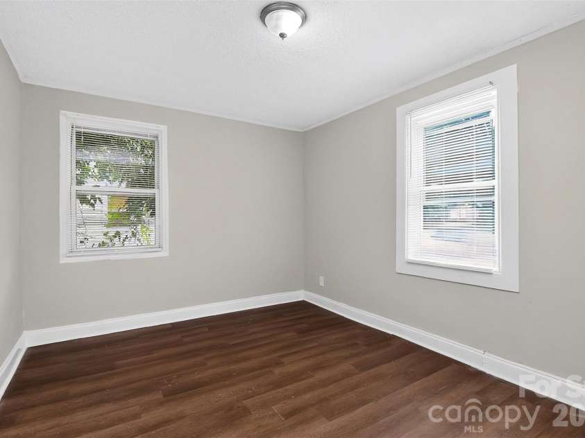 2341 Arden Street, Charlotte, NC 28206.  MLS# CAR4415015, YatesRealty ID 46214. 