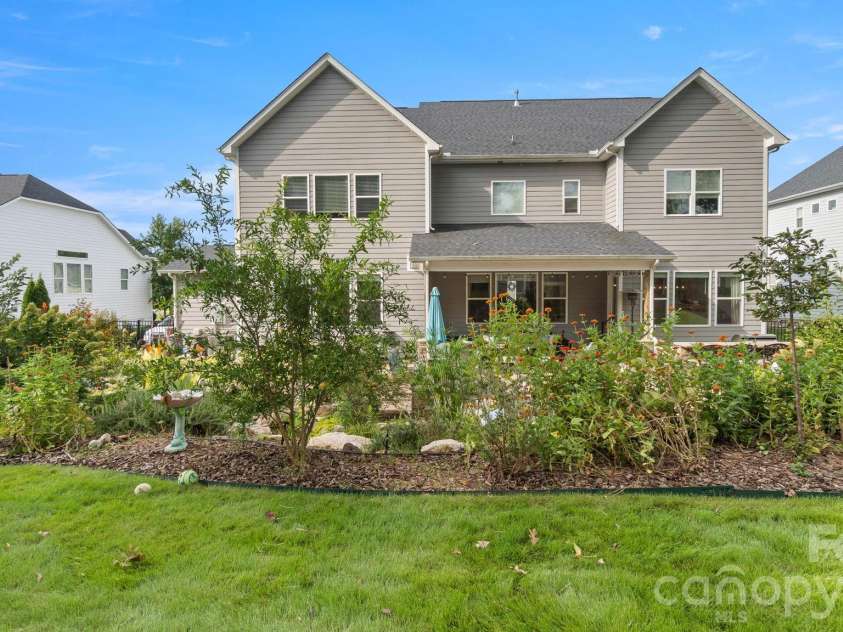 331 Sweet Woodruff Lane, Fort Mill, SC 29715.  MLS# CAR4415434, YatesRealty ID 46215. 
