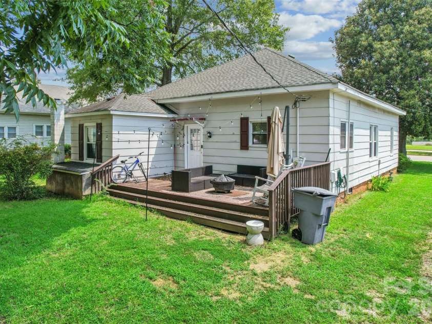 706 Main Street, Clover, SC 29710.  MLS# CAR4415471, YatesRealty ID 46216. 