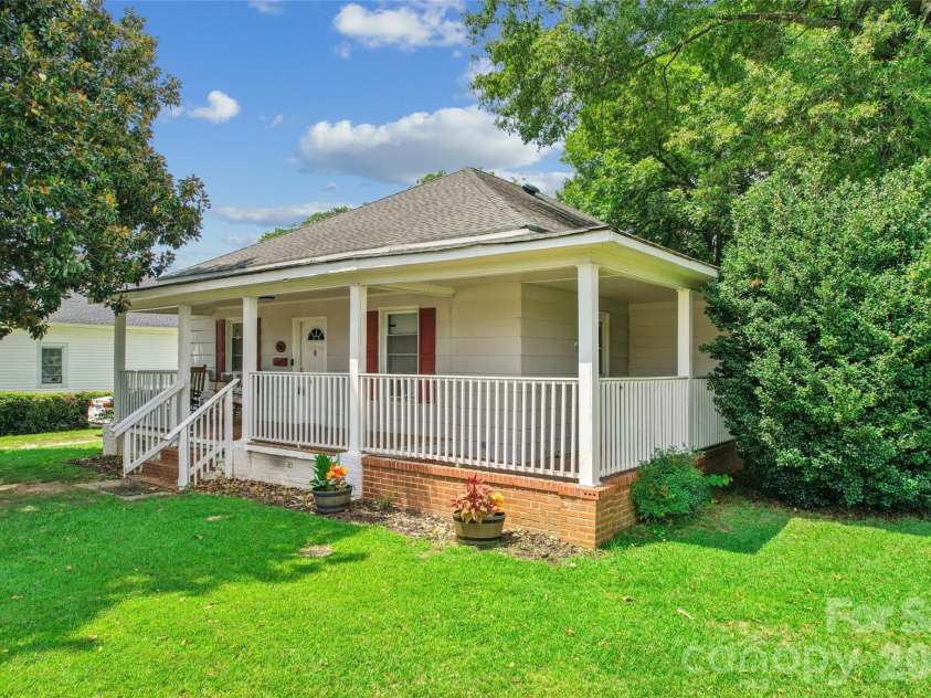 706 Main Street, Clover, SC 29710.  MLS# CAR4415471, YatesRealty ID 46216. 