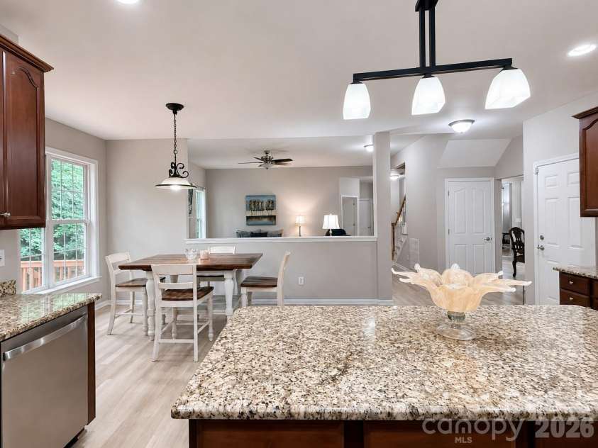 1260 Brough Hall Drive, Waxhaw, NC 28173.  MLS# CAR4410350, YatesRealty ID 46219. 