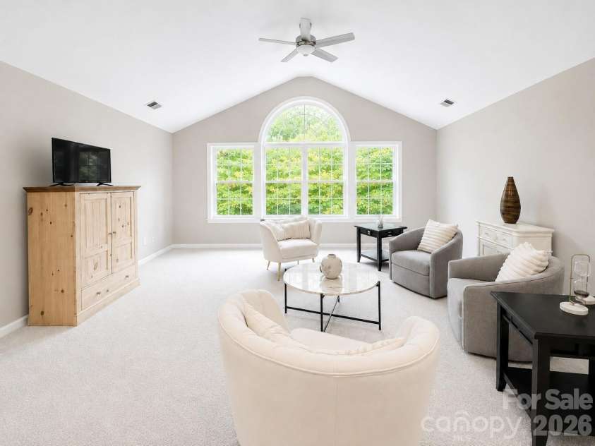 1260 Brough Hall Drive, Waxhaw, NC 28173.  MLS# CAR4410350, YatesRealty ID 46219. 