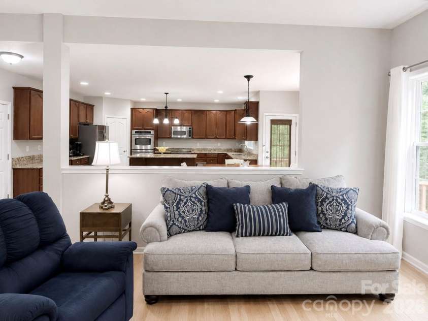 1260 Brough Hall Drive, Waxhaw, NC 28173.  MLS# CAR4410350, YatesRealty ID 46219. 