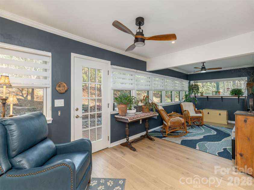 128 Camellia Way, Hendersonville, NC 28739.  MLS# CAR4333038, YatesRealty ID 4622. 