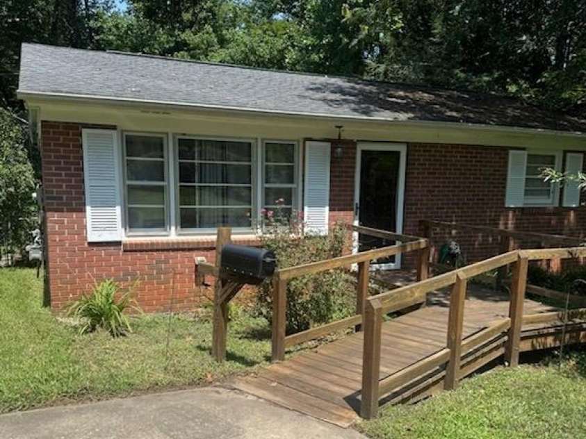 411 Holly Hills Road, Dallas, NC 28034.  MLS# CAR4408863, YatesRealty ID 46220. 