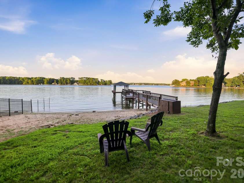 2183 Mingus Lane, York, SC 29745.  MLS# CAR4404734, YatesRealty ID 46221. 