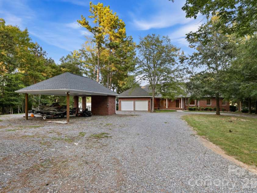 2183 Mingus Lane, York, SC 29745.  MLS# CAR4404734, YatesRealty ID 46221. 
