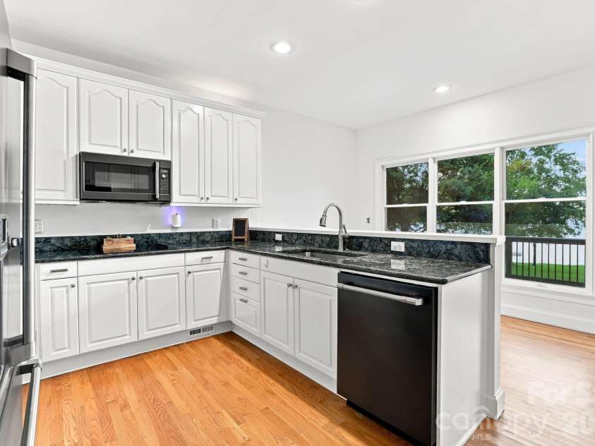 2183 Mingus Lane, York, SC 29745.  MLS# CAR4404734, YatesRealty ID 46221. 