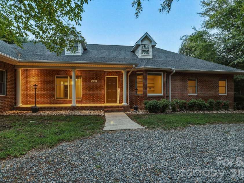 2183 Mingus Lane, York, SC 29745.  MLS# CAR4404734, YatesRealty ID 46221. 