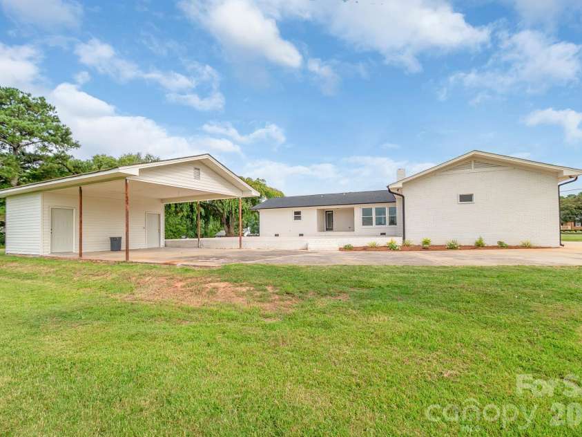 3115 Crow Road, Monroe, NC 28112.  MLS# CAR4398551, YatesRealty ID 46223. 