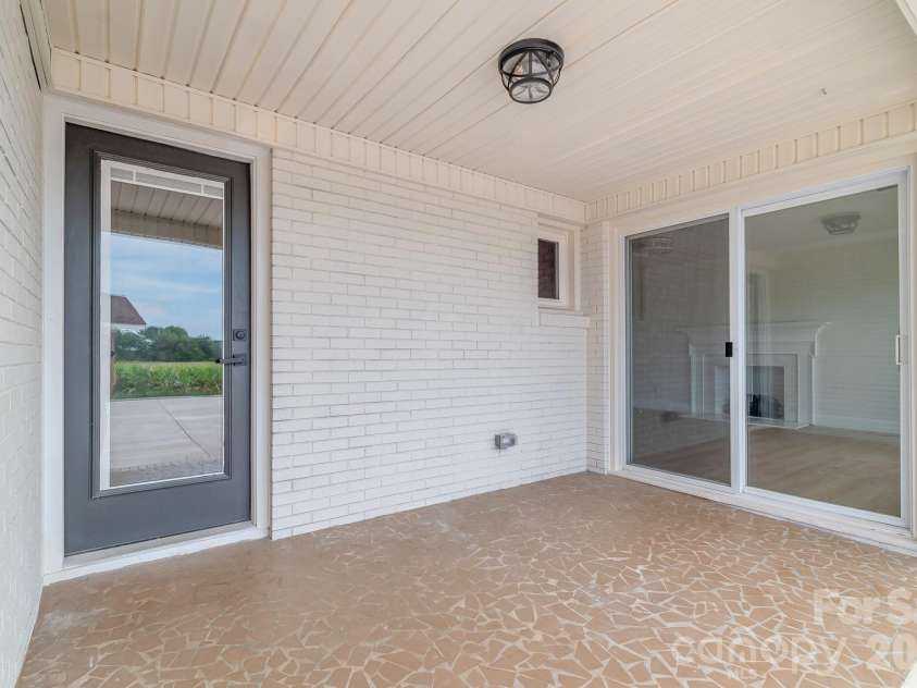 3115 Crow Road, Monroe, NC 28112.  MLS# CAR4398551, YatesRealty ID 46223. 