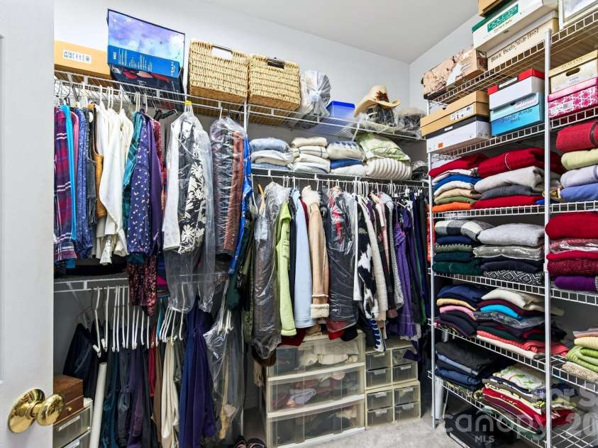 92 Lindon Cove Road, Candler, NC 28715.  MLS# CAR4415627, YatesRealty ID 46224. Spacious Walk in Closet
