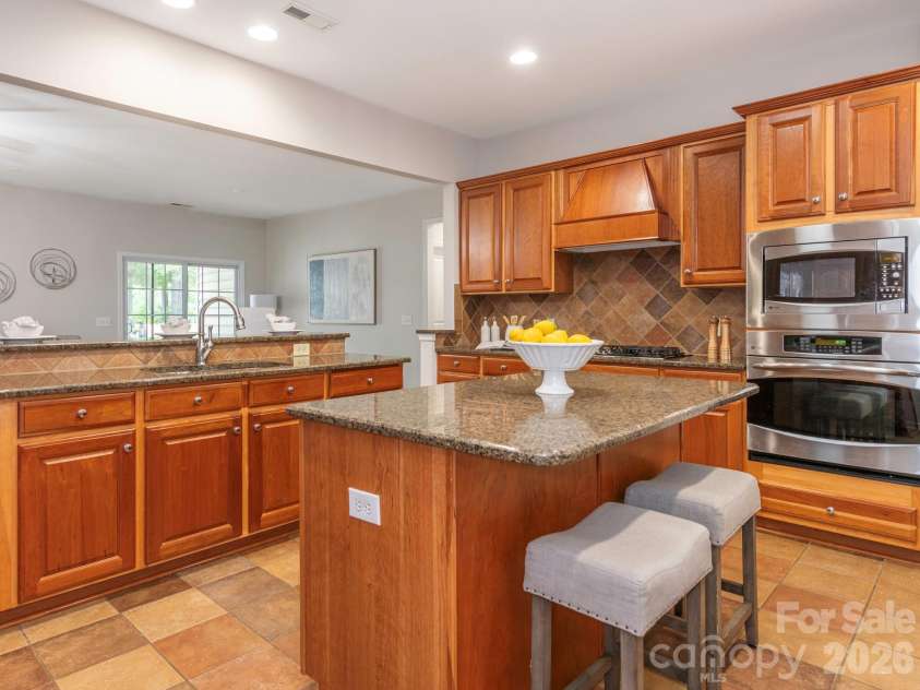 49108 Gladiolus Street, Fort Mill, SC 29707.  MLS# CAR4410355, YatesRealty ID 46225. 