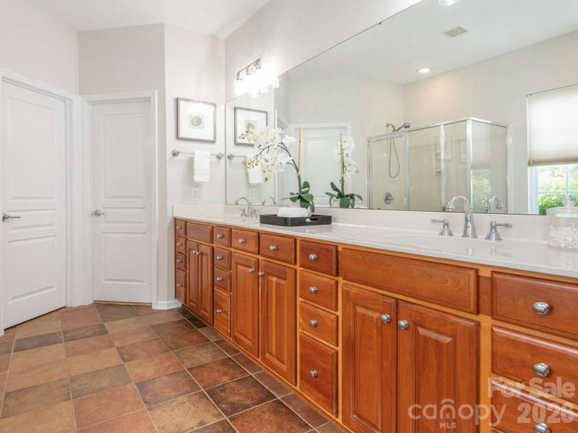 49108 Gladiolus Street, Fort Mill, SC 29707.  MLS# CAR4410355, YatesRealty ID 46225. 