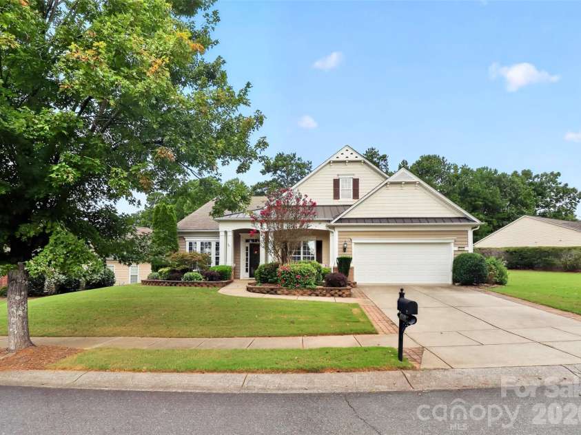 49108 Gladiolus Street, Fort Mill, SC 29707.  MLS# CAR4410355, YatesRealty ID 46225. 