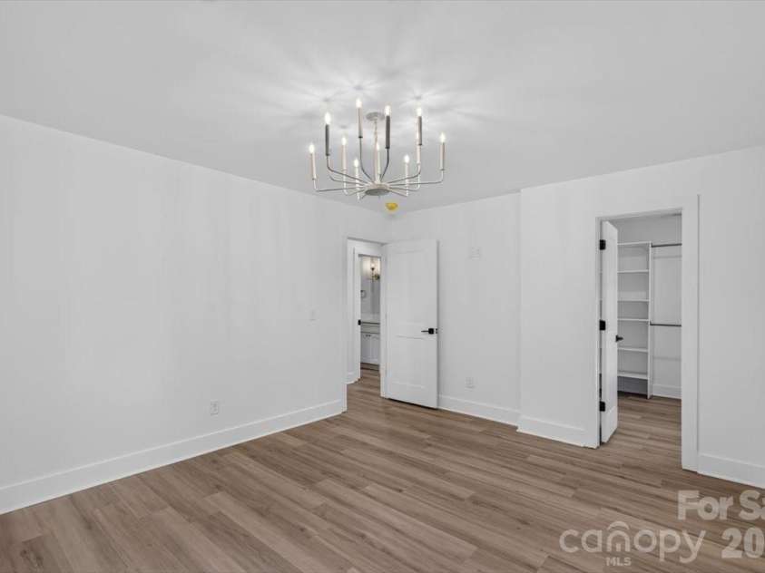 4752 Autumn Leaf Lane, Charlotte, NC 28277.  MLS# CAR4408724, YatesRealty ID 46226. 