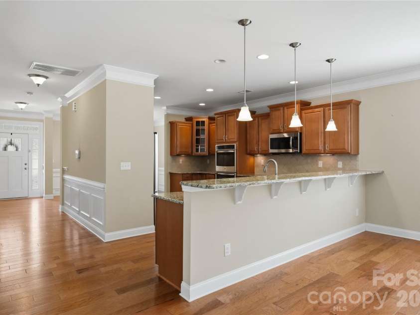 10817 Bere Island Drive, Charlotte, NC 28278.  MLS# CAR4410696, YatesRealty ID 46227. 