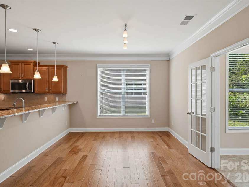 10817 Bere Island Drive, Charlotte, NC 28278.  MLS# CAR4410696, YatesRealty ID 46227. 