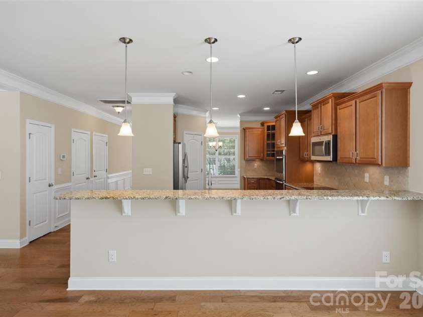 10817 Bere Island Drive, Charlotte, NC 28278.  MLS# CAR4410696, YatesRealty ID 46227. 